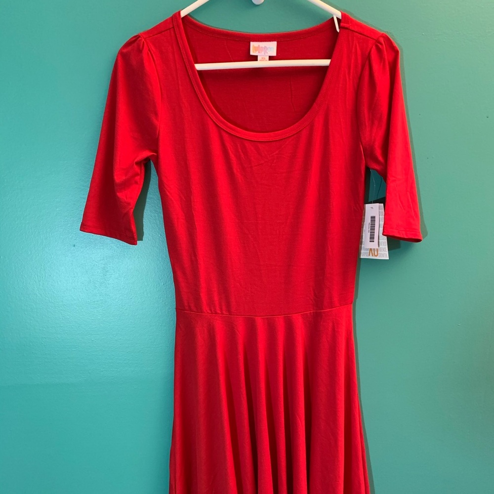 LuLaRoe Nicole Dress NWT size Xs Red